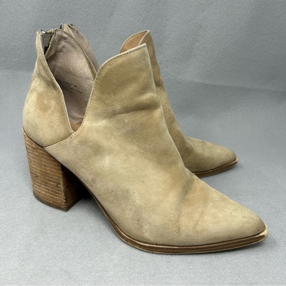 Steve Madden Boots Womens Size 9M Suede Pointed Toe Block Heel V Cut Booties - Picture 2 of 12